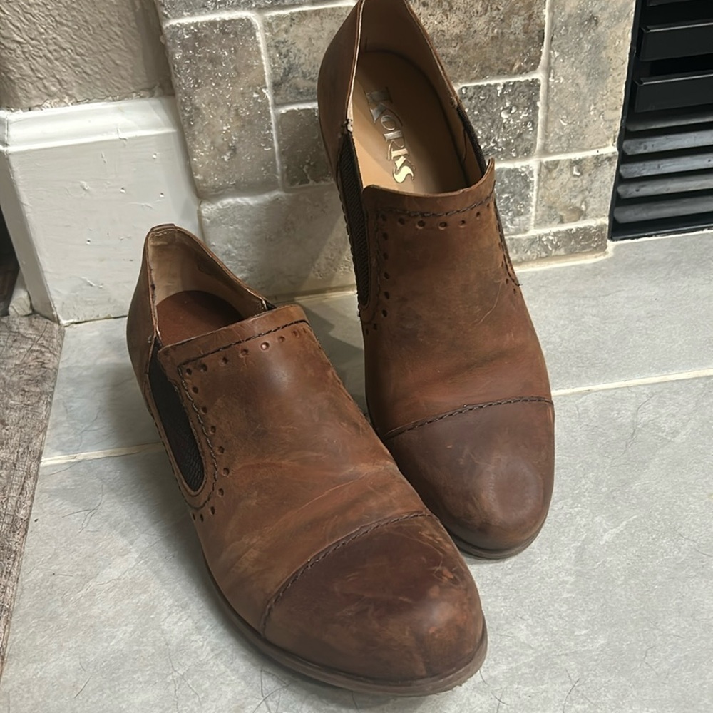 Kork Ease Korks Gertrude Slip On Shoes Womens 8 Leather Round Toe Short Bootie